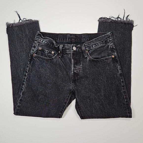 Levi’s Women’s Cropped Black 501 Raw Hem Button Fly Jeans Size 26 - Picture 10 of 13